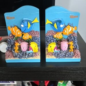 Disney & Pixar Finding Nemo Dory Bookends